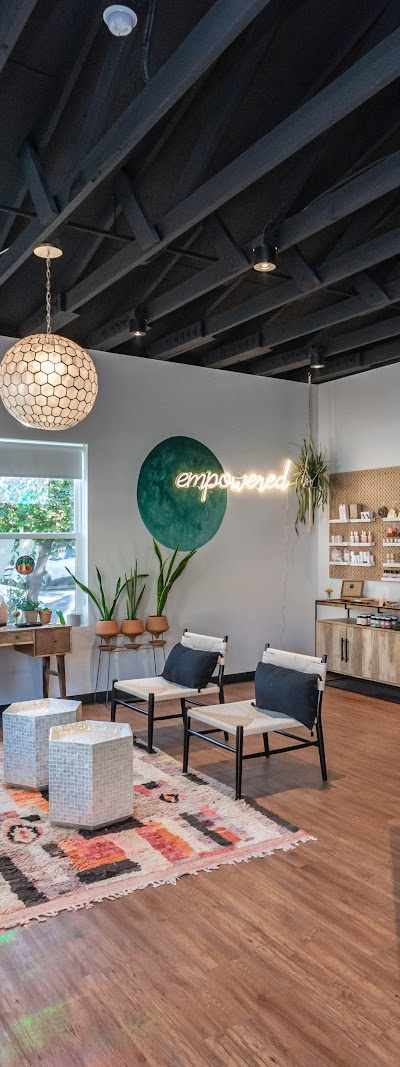 Beehive Waxing in Sacramento, CA