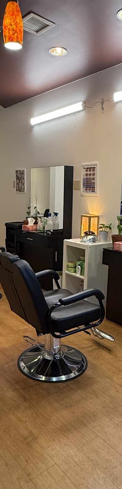 Eyebrow threading and waxing salon Seattle e-brow lounge in Seattle, WA