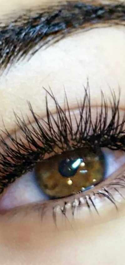 Eyebrow Threading | Roya's Brow Spa in St. Louis, MO
